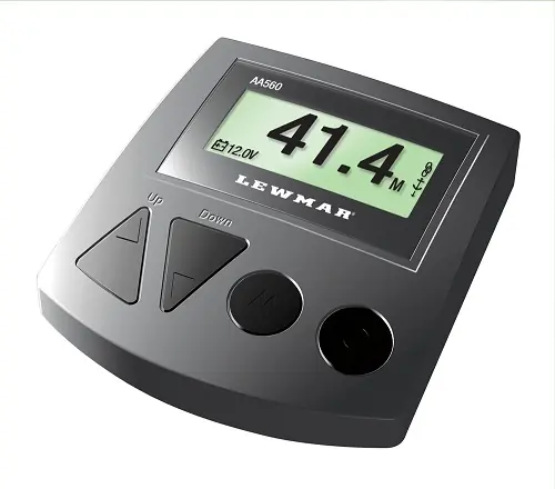 Lewmar AA560 Chain Counter - ConsumerMarineSupply Fan Favorite